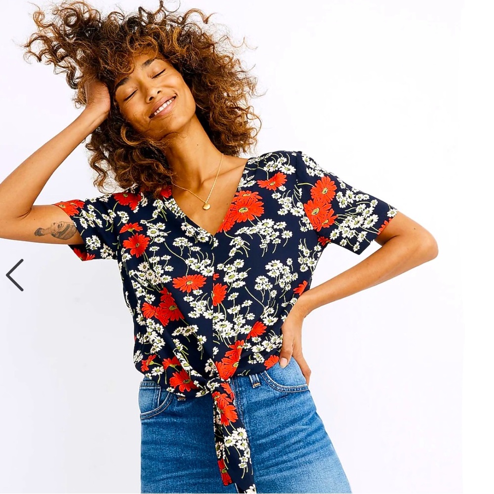 Madewell Hillside Daisies tie front top